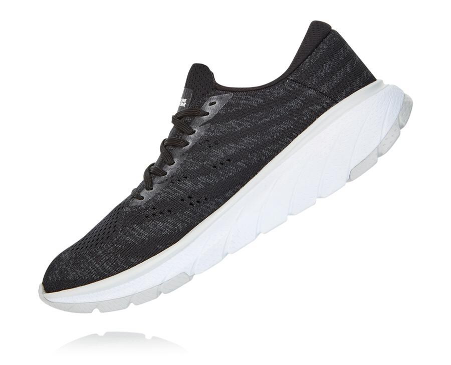 Hoka One One Yürüyüş Ayakkabısı Kadın Siyah/Beyaz - Cavu 3 - FK3065982